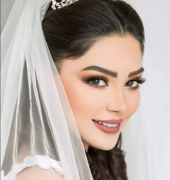 چرا  میکاپ نرگس فروهنده در اصفهان را انتخاب کنیم؟